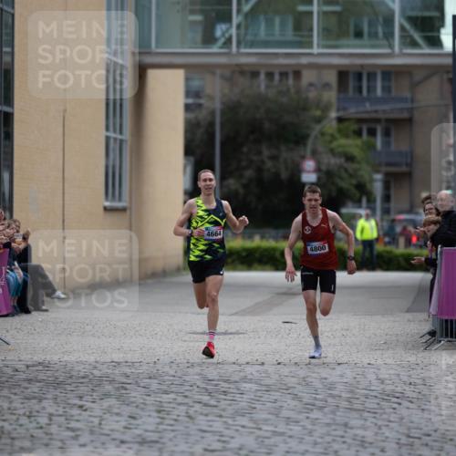 12.06.2026 - Holstenköstenlauf Michael Strokosch http://msf.ph/oto/9749014 12.06.2026 19:31:53 Laufen 4664, 4800 meine-sportfotos.de
