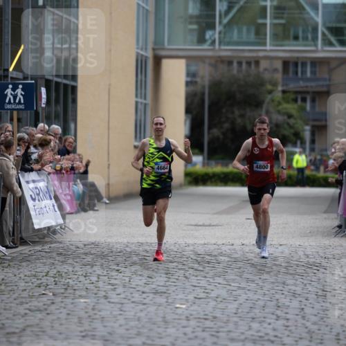 12.06.2026 - Holstenköstenlauf Michael Strokosch http://msf.ph/oto/9749018 12.06.2026 19:31:54 Laufen 4664, 4800 meine-sportfotos.de