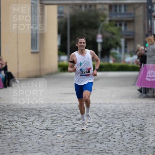 12.06.2026 - Holstenköstenlauf Michael Strokosch http://msf.ph/oto/9749041 12.06.2026 19:33:18 Laufen 3246 meine-sportfotos.de