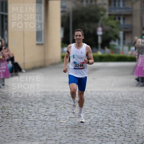 12.06.2026 - Holstenköstenlauf Michael Strokosch http://msf.ph/oto/9749042 12.06.2026 19:33:18 Laufen 3246 meine-sportfotos.de