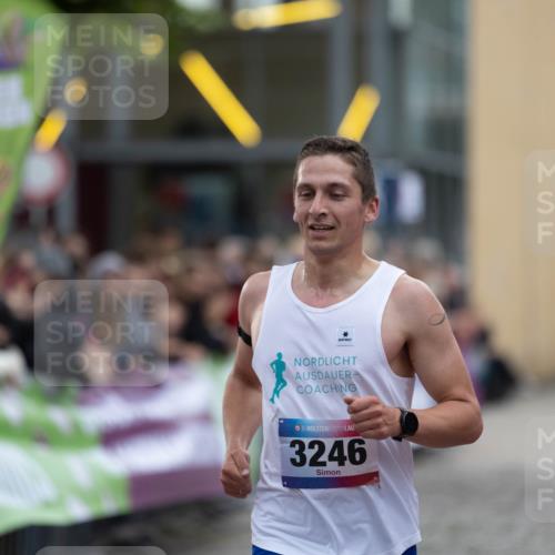 12.06.2026 - Holstenköstenlauf Michael Strokosch http://msf.ph/oto/9749050 12.06.2026 19:33:21 Laufen 36, 3246 meine-sportfotos.de