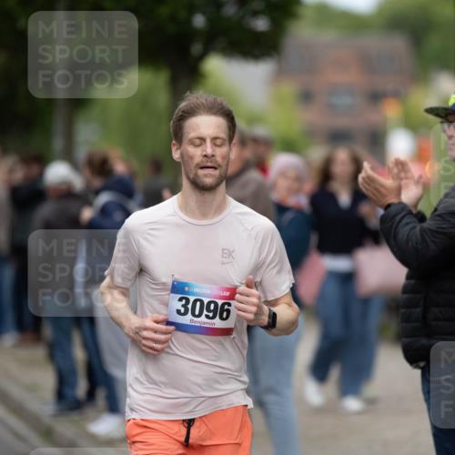 12.06.2026 - Holstenköstenlauf Michael Strokosch http://msf.ph/oto/9749063 12.06.2026 19:35:25 Laufen 36, 3096 meine-sportfotos.de