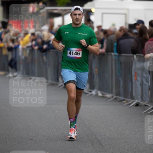 12.06.2026 - Holstenköstenlauf Michael Strokosch http://msf.ph/oto/9749090 12.06.2026 19:38:08 Laufen 4146 meine-sportfotos.de