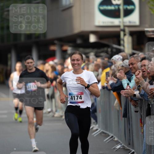12.06.2026 - Holstenköstenlauf Michael Strokosch http://msf.ph/oto/9749121 12.06.2026 19:39:31 Laufen 65, 3211, 4174 meine-sportfotos.de