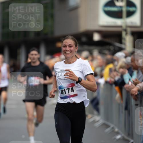 12.06.2026 - Holstenköstenlauf Michael Strokosch http://msf.ph/oto/9749124 12.06.2026 19:39:32 Laufen 4174 meine-sportfotos.de