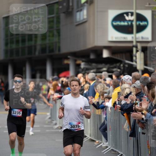 12.06.2026 - Holstenköstenlauf Michael Strokosch http://msf.ph/oto/9749130 12.06.2026 19:39:49 Laufen 3235, 3075 meine-sportfotos.de