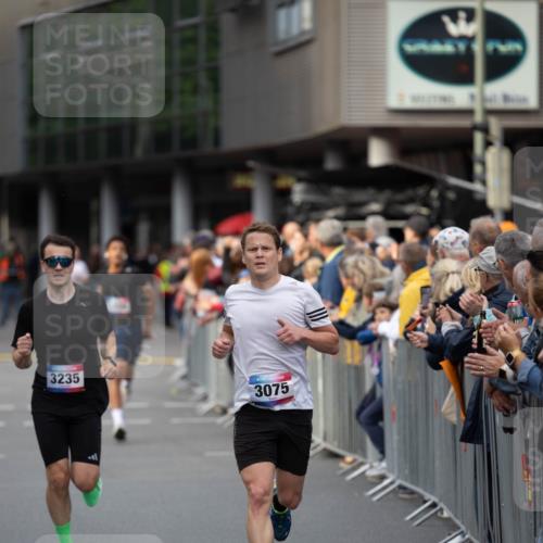 12.06.2026 - Holstenköstenlauf Michael Strokosch http://msf.ph/oto/9749131 12.06.2026 19:39:49 Laufen 3235, 3075 meine-sportfotos.de