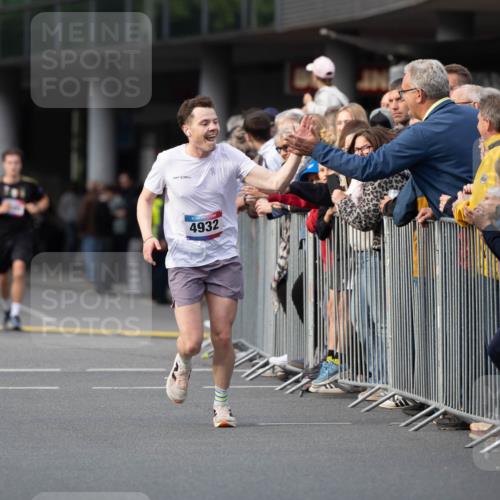 12.06.2026 - Holstenköstenlauf Michael Strokosch http://msf.ph/oto/9749161 12.06.2026 19:40:38 Laufen 4932 meine-sportfotos.de