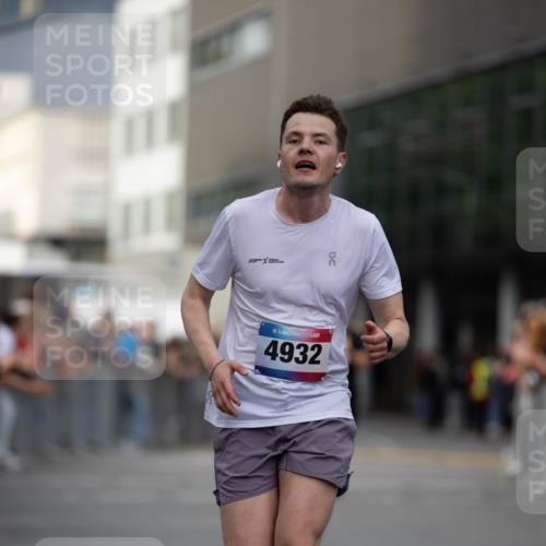 12.06.2026 - Holstenköstenlauf Michael Strokosch http://msf.ph/oto/9749174 12.06.2026 19:40:43 Laufen 4932 meine-sportfotos.de
