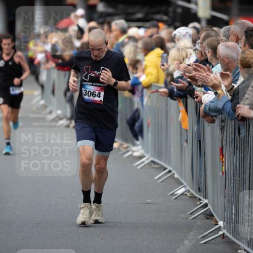12.06.2026 - Holstenköstenlauf Michael Strokosch http://msf.ph/oto/9749202 12.06.2026 19:42:06 Laufen 3064 meine-sportfotos.de