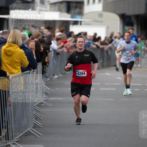 12.06.2026 - Holstenköstenlauf Michael Strokosch http://msf.ph/oto/9749251 12.06.2026 19:43:18 Laufen 4294 meine-sportfotos.de