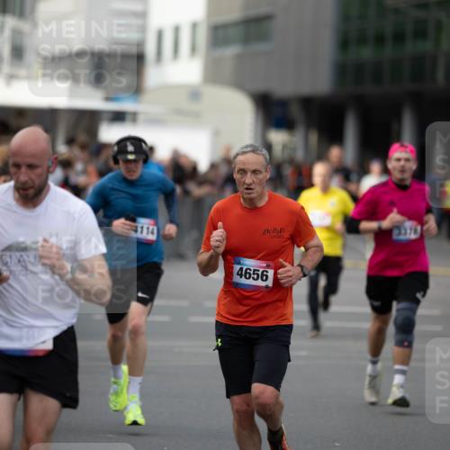 12.06.2026 - Holstenköstenlauf Michael Strokosch http://msf.ph/oto/9749268 12.06.2026 19:44:15 Laufen 3378, 4656 meine-sportfotos.de