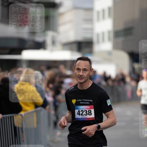 12.06.2026 - Holstenköstenlauf Michael Strokosch http://msf.ph/oto/9749277 12.06.2026 19:44:24 Laufen 36, 4238 meine-sportfotos.de