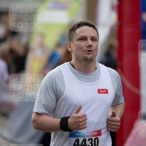 12.06.2026 - Holstenköstenlauf Michael Strokosch http://msf.ph/oto/9749312 12.06.2026 19:53:04 Laufen 36, 4430 meine-sportfotos.de