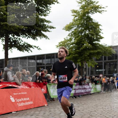 12.06.2026 - Holstenköstenlauf Michael Strokosch http://msf.ph/oto/9749348 12.06.2026 17:55:37 Laufen 4448 meine-sportfotos.de