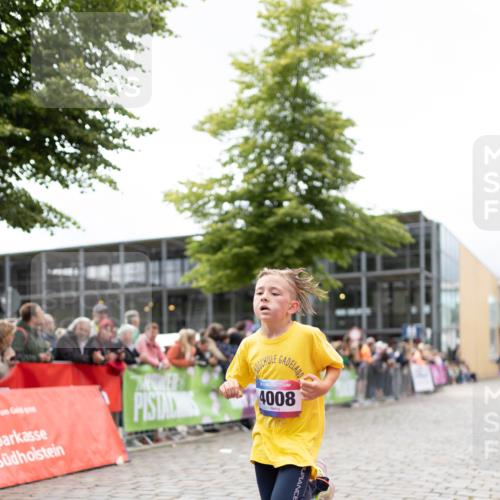12.06.2026 - Holstenköstenlauf Michael Strokosch http://msf.ph/oto/9749368 12.06.2026 17:56:20 Laufen 4008 meine-sportfotos.de