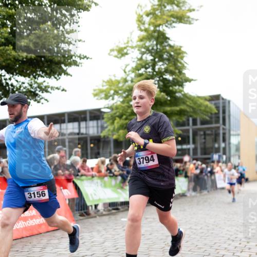 12.06.2026 - Holstenköstenlauf Michael Strokosch http://msf.ph/oto/9749405 12.06.2026 17:56:45 Laufen 3156, 3794 meine-sportfotos.de