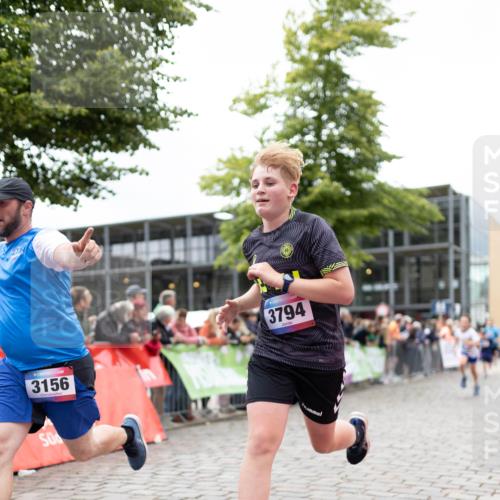12.06.2026 - Holstenköstenlauf Michael Strokosch http://msf.ph/oto/9749406 12.06.2026 17:56:45 Laufen 3156, 3794 meine-sportfotos.de