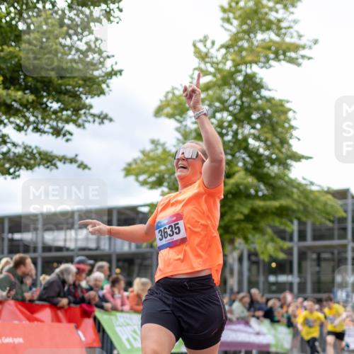 12.06.2026 - Holstenköstenlauf Michael Strokosch http://msf.ph/oto/9749437 12.06.2026 17:57:10 Laufen 3635 meine-sportfotos.de