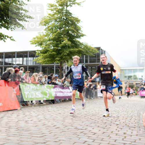 12.06.2026 - Holstenköstenlauf Michael Strokosch http://msf.ph/oto/9749443 12.06.2026 17:57:21 Laufen 4715, 16 meine-sportfotos.de