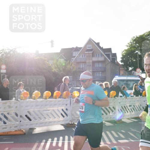 12.06.2026 - Holstenköstenlauf Michael Strokosch http://msf.ph/oto/9749518 12.06.2026 19:49:43 Laufen 7, 2, 628, 3525 meine-sportfotos.de