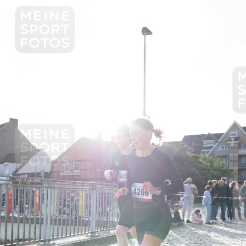12.06.2026 - Holstenköstenlauf Michael Strokosch http://msf.ph/oto/9749571 12.06.2026 19:50:22 Laufen 343, 4266 meine-sportfotos.de