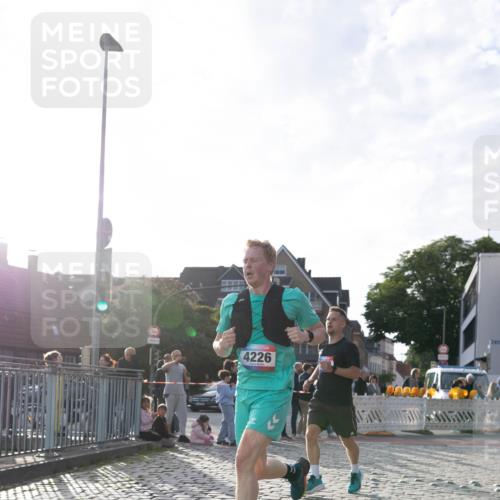 12.06.2026 - Holstenköstenlauf Michael Strokosch http://msf.ph/oto/9749575 12.06.2026 19:50:28 Laufen 4226 meine-sportfotos.de