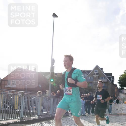 12.06.2026 - Holstenköstenlauf Michael Strokosch http://msf.ph/oto/9749579 12.06.2026 19:50:28 Laufen 4226, 4518 meine-sportfotos.de