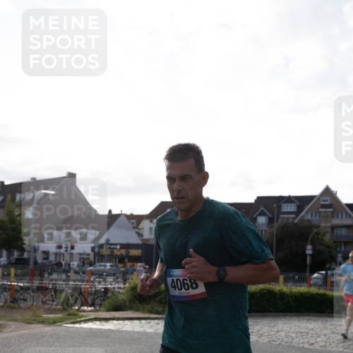 12.06.2026 - Holstenköstenlauf Michael Strokosch http://msf.ph/oto/9749614 12.06.2026 19:51:03 Laufen 4068 meine-sportfotos.de