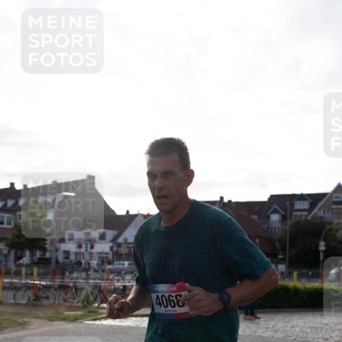 12.06.2026 - Holstenköstenlauf Michael Strokosch http://msf.ph/oto/9749616 12.06.2026 19:51:03 Laufen 190, 4068 meine-sportfotos.de