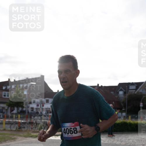 12.06.2026 - Holstenköstenlauf Michael Strokosch http://msf.ph/oto/9749617 12.06.2026 19:51:03 Laufen 4068 meine-sportfotos.de