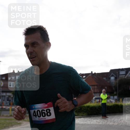 12.06.2026 - Holstenköstenlauf Michael Strokosch http://msf.ph/oto/9749620 12.06.2026 19:51:03 Laufen 20, 4068 meine-sportfotos.de