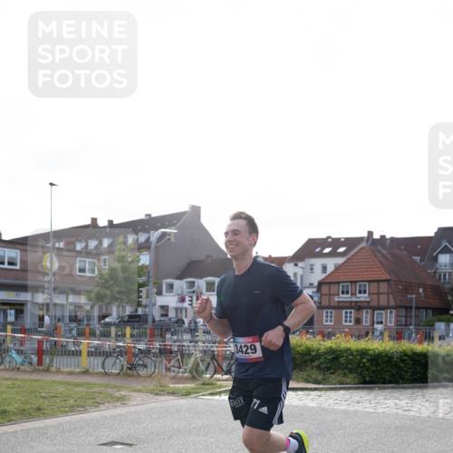 12.06.2026 - Holstenköstenlauf Michael Strokosch http://msf.ph/oto/9749625 12.06.2026 19:51:14 Laufen 3429, 11 meine-sportfotos.de