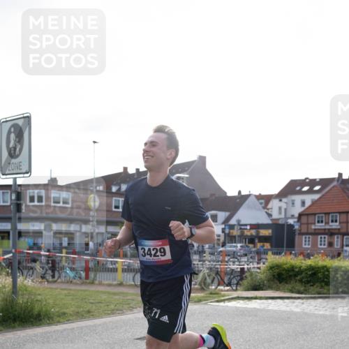 12.06.2026 - Holstenköstenlauf Michael Strokosch http://msf.ph/oto/9749630 12.06.2026 19:51:14 Laufen 3429 meine-sportfotos.de
