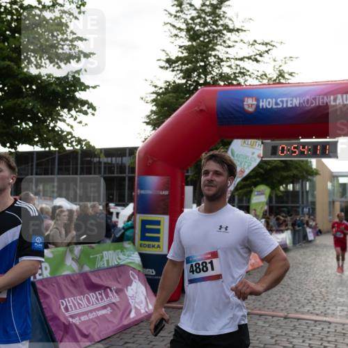 12.06.2026 - Holstenköstenlauf Michael Strokosch http://msf.ph/oto/9749657 12.06.2026 19:54:27 Laufen 4881, 0, 54, 1 meine-sportfotos.de