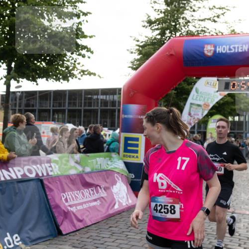 12.06.2026 - Holstenköstenlauf Michael Strokosch http://msf.ph/oto/9749670 12.06.2026 19:54:34 Laufen 0, 54, 18, 17, 4258 meine-sportfotos.de