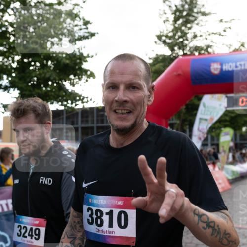 12.06.2026 - Holstenköstenlauf Michael Strokosch http://msf.ph/oto/9749685 12.06.2026 19:54:43 Laufen 36, 3810, 3249, 0, 54, 27 meine-sportfotos.de