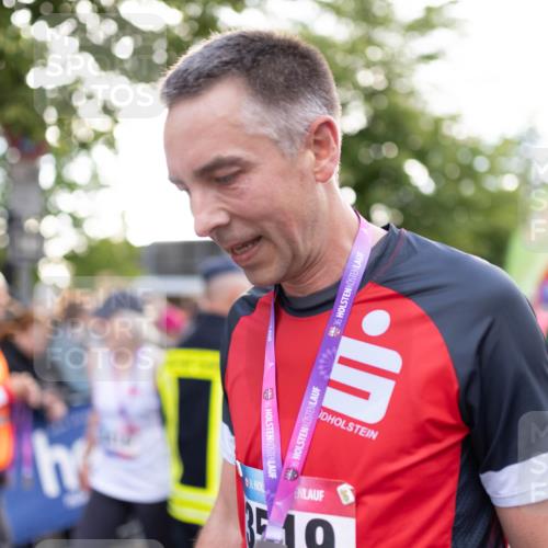 12.06.2026 - Holstenköstenlauf Michael Strokosch http://msf.ph/oto/9749743 12.06.2026 19:56:12 Laufen 36, 36, 36 meine-sportfotos.de