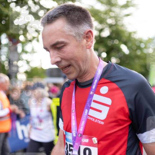 12.06.2026 - Holstenköstenlauf Michael Strokosch http://msf.ph/oto/9749744 12.06.2026 19:56:12 Laufen 36, 36, 36 meine-sportfotos.de