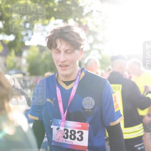 12.06.2026 - Holstenköstenlauf Michael Strokosch http://msf.ph/oto/9749827 12.06.2026 19:57:40 Laufen 383, 1900, 1900, 2025 meine-sportfotos.de