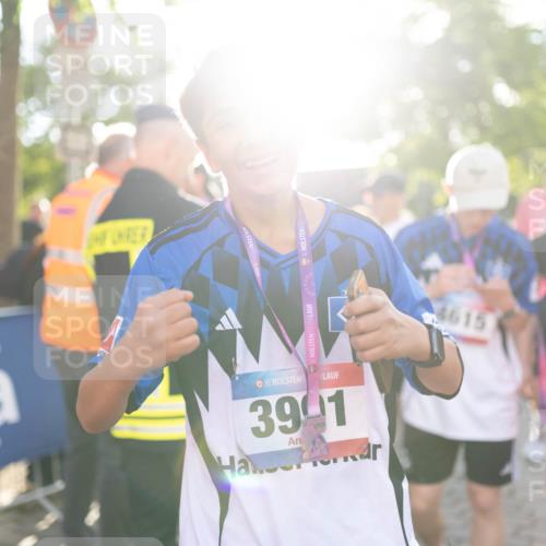 12.06.2026 - Holstenköstenlauf Michael Strokosch http://msf.ph/oto/9749873 12.06.2026 19:58:18 Laufen 36, 36, 3991, 4615 meine-sportfotos.de