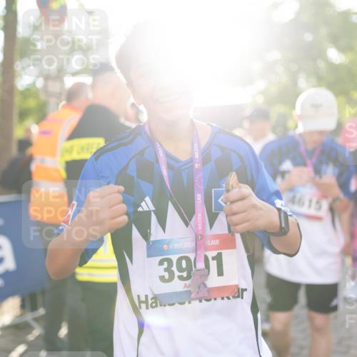 12.06.2026 - Holstenköstenlauf Michael Strokosch http://msf.ph/oto/9749874 12.06.2026 19:58:18 Laufen 36, 36, 3991, 4615 meine-sportfotos.de