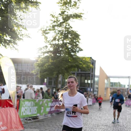12.06.2026 - Holstenköstenlauf Michael Strokosch http://msf.ph/oto/9750091 12.06.2026 20:04:35 Laufen 4572 meine-sportfotos.de