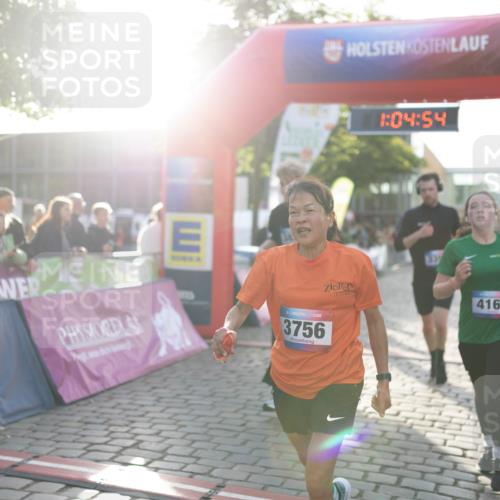 12.06.2026 - Holstenköstenlauf Michael Strokosch http://msf.ph/oto/9750126 12.06.2026 20:05:10 Laufen 3756, 1, 04, 54, 4162 meine-sportfotos.de