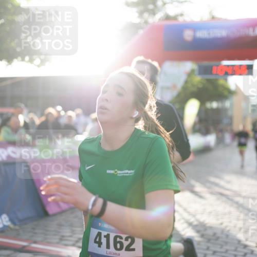 12.06.2026 - Holstenköstenlauf Michael Strokosch http://msf.ph/oto/9750136 12.06.2026 20:05:12 Laufen 4162, 10, 388 meine-sportfotos.de