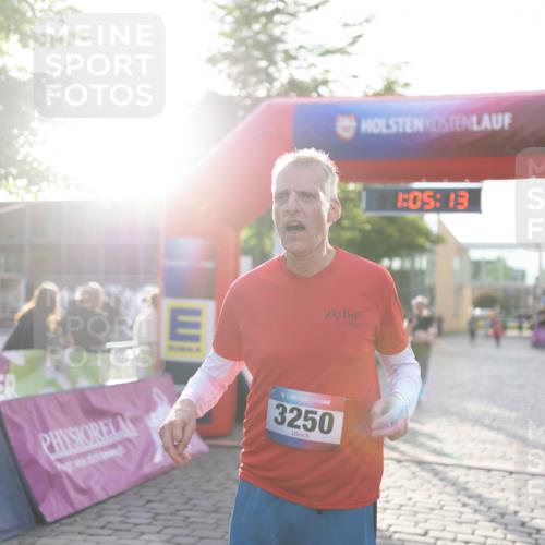 12.06.2026 - Holstenköstenlauf Michael Strokosch http://msf.ph/oto/9750159 12.06.2026 20:05:29 Laufen 3250, 1, 05, 13 meine-sportfotos.de