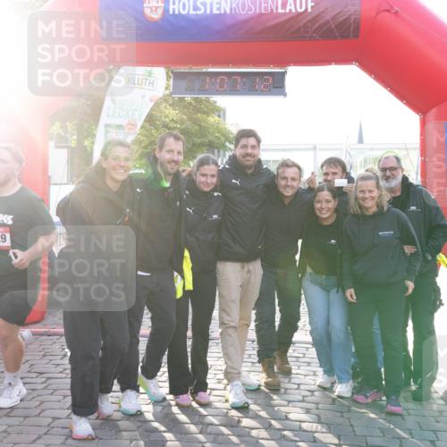 12.06.2026 - Holstenköstenlauf Michael Strokosch http://msf.ph/oto/9750183 12.06.2026 20:07:29 Laufen 4129, 89, 00, 92 meine-sportfotos.de