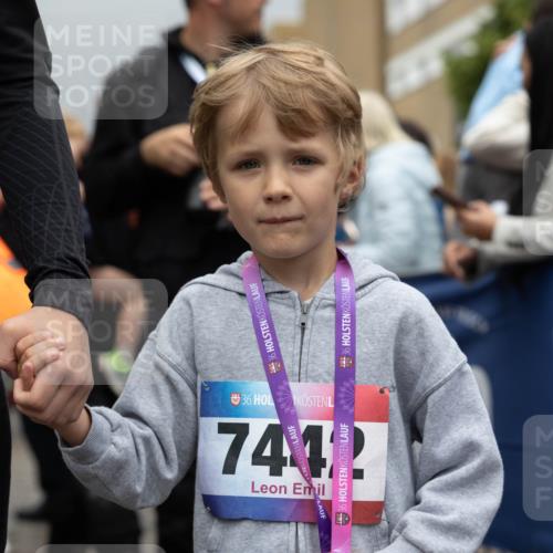 12.06.2026 - Holstenköstenlauf Michael Strokosch http://msf.ph/oto/9750218 12.06.2026 15:03:01 Laufen 36, 36, 36, 36, 7442, 36 meine-sportfotos.de