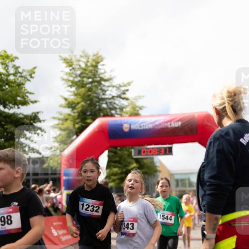 12.06.2026 - Holstenköstenlauf Michael Strokosch http://msf.ph/oto/9750384 12.06.2026 16:08:50 Laufen 98, 1232, 0, 08, 3, 1243, 1544 meine-sportfotos.de
