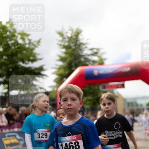 12.06.2026 - Holstenköstenlauf Michael Strokosch http://msf.ph/oto/9750395 12.06.2026 16:09:04 Laufen 329, 36, 1468, 163 meine-sportfotos.de